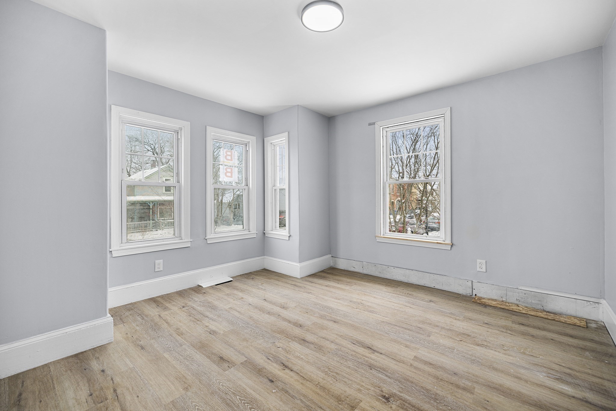 1587 Purchase St, New Bedford, MA 02740 - Image 10