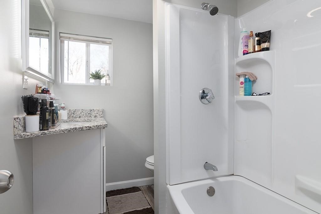 3871 Mendon  Rd, Cumberland, RI 02864 - Image 21