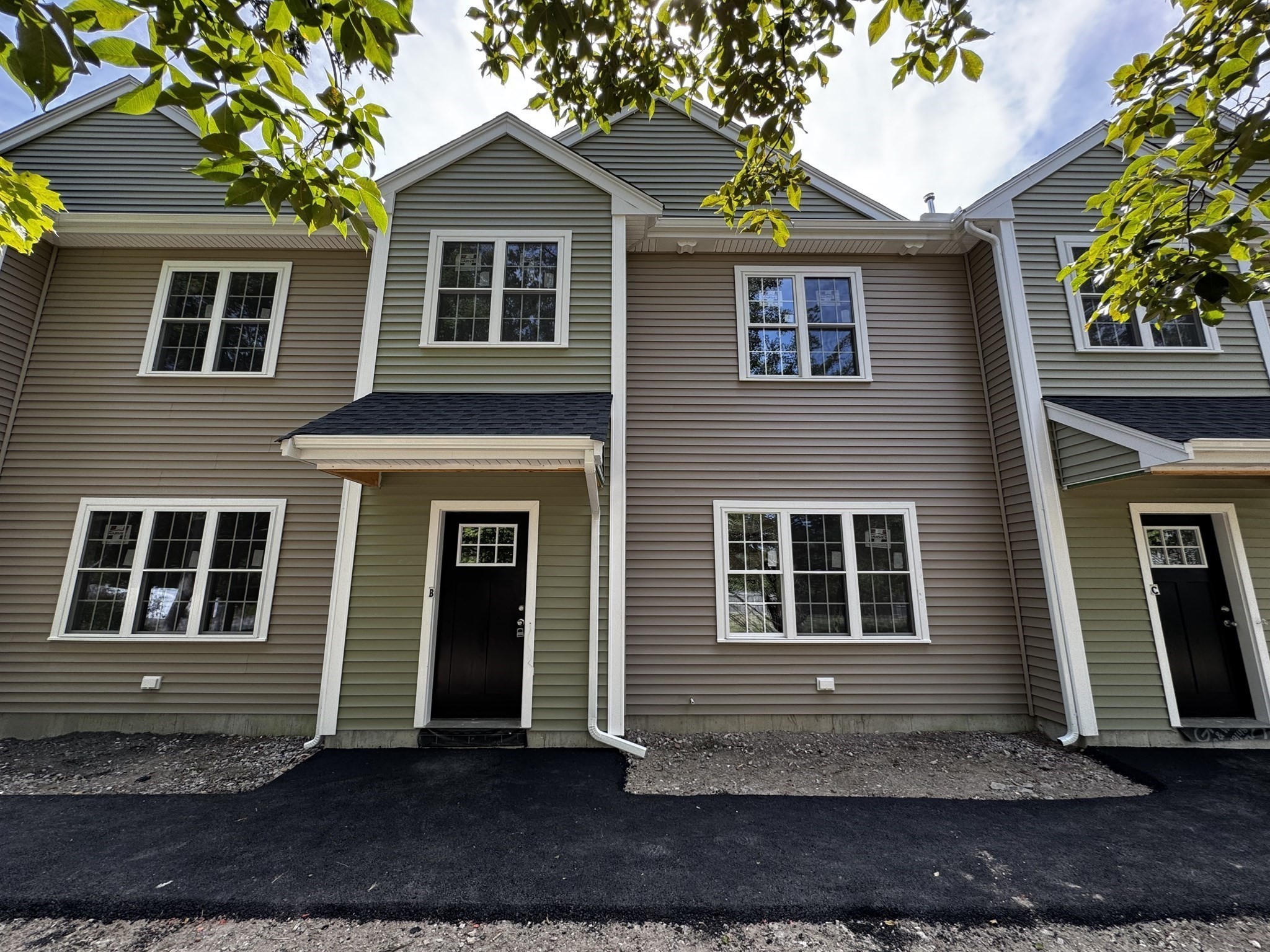 27 Johnson St Unit B, Taunton, MA 02780 - Image 2
