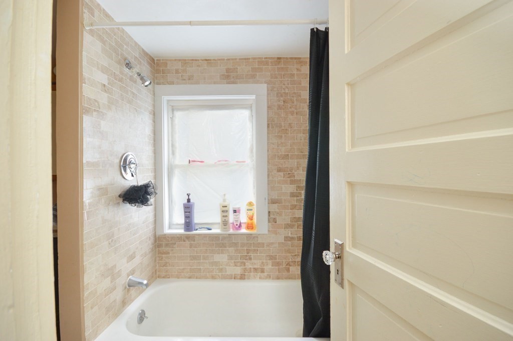 3 Hunnewell St, Melrose, MA 02176 - Image 25