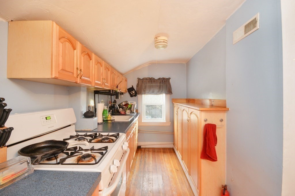 3 Hunnewell St, Melrose, MA 02176 - Image 28