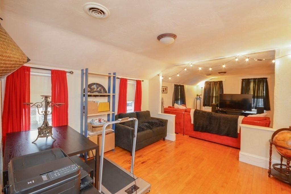 3 Hunnewell St, Melrose, MA 02176 - Image 29