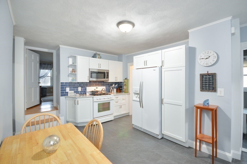 3 Hunnewell St, Melrose, MA 02176 - Image 7