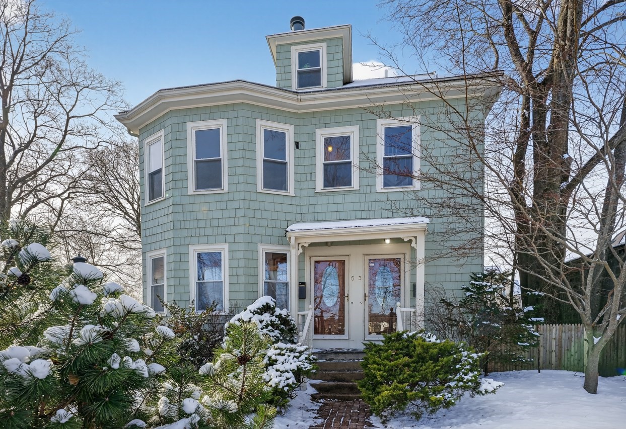 3 Henry Street Unit 3, Belmont, MA 02478