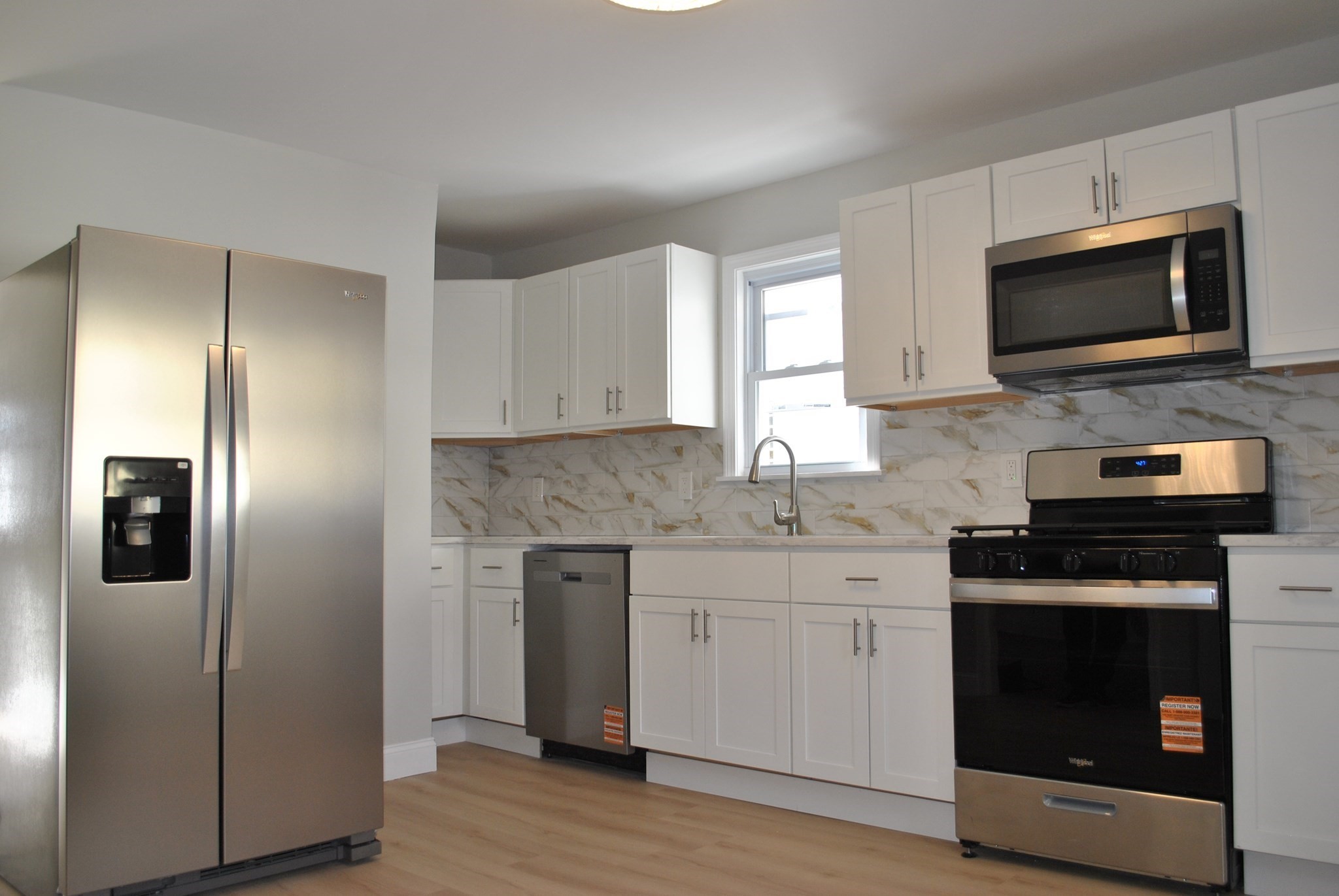 105 Sycamore St, New Bedford, MA 02740 - Image 2