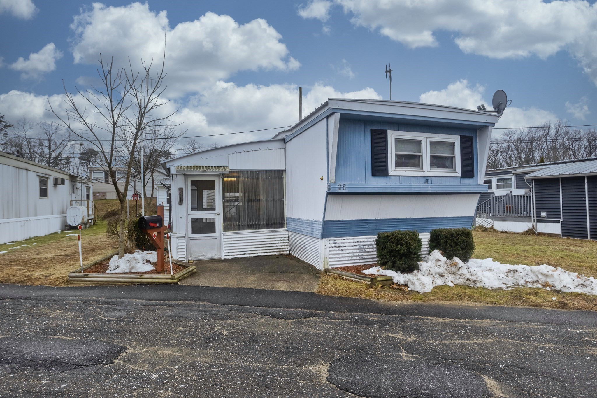 28 Mockingbird Dr, Chicopee, MA 01020 - Image 2