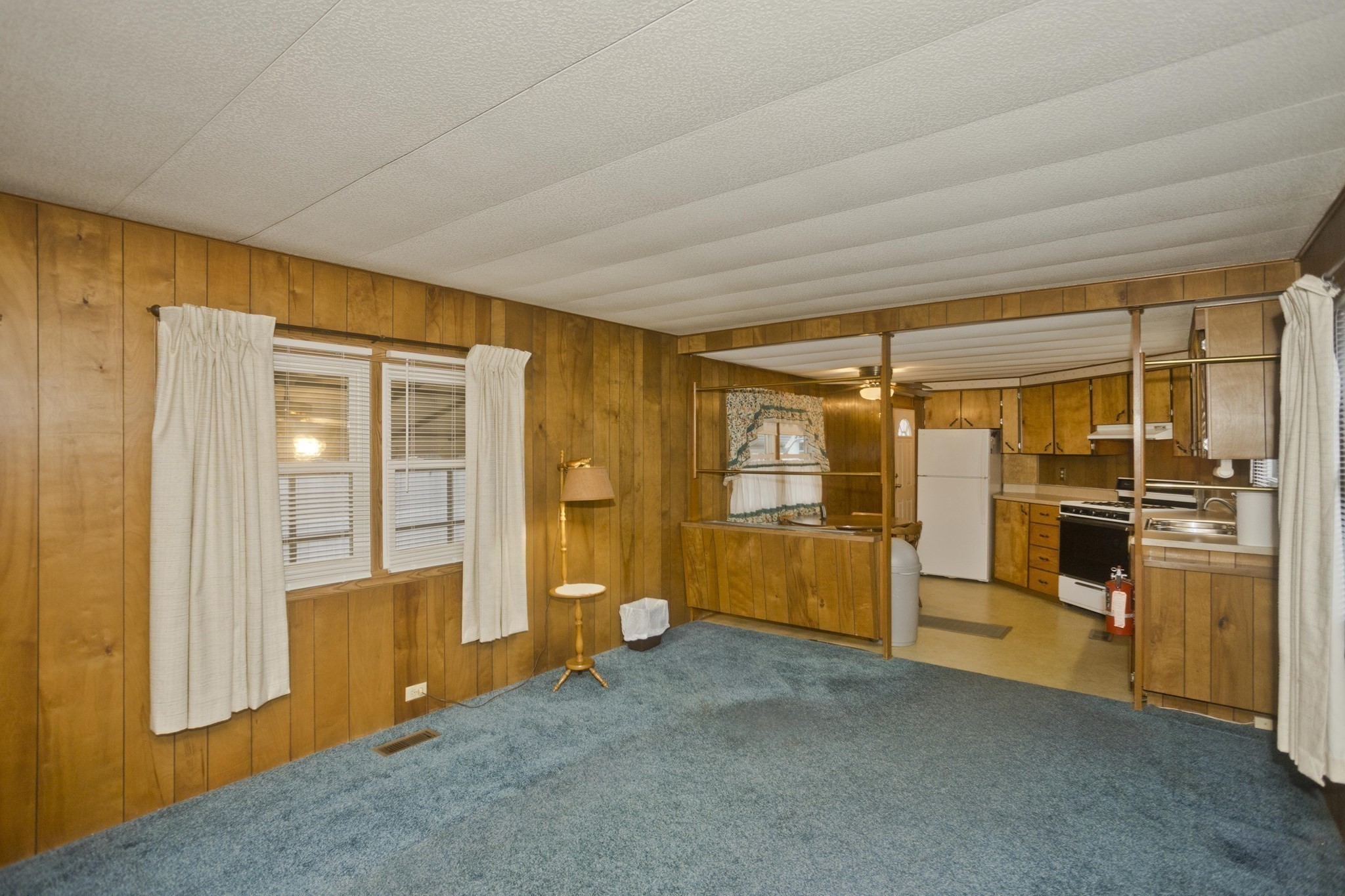 28 Mockingbird Dr, Chicopee, MA 01020 - Image 7