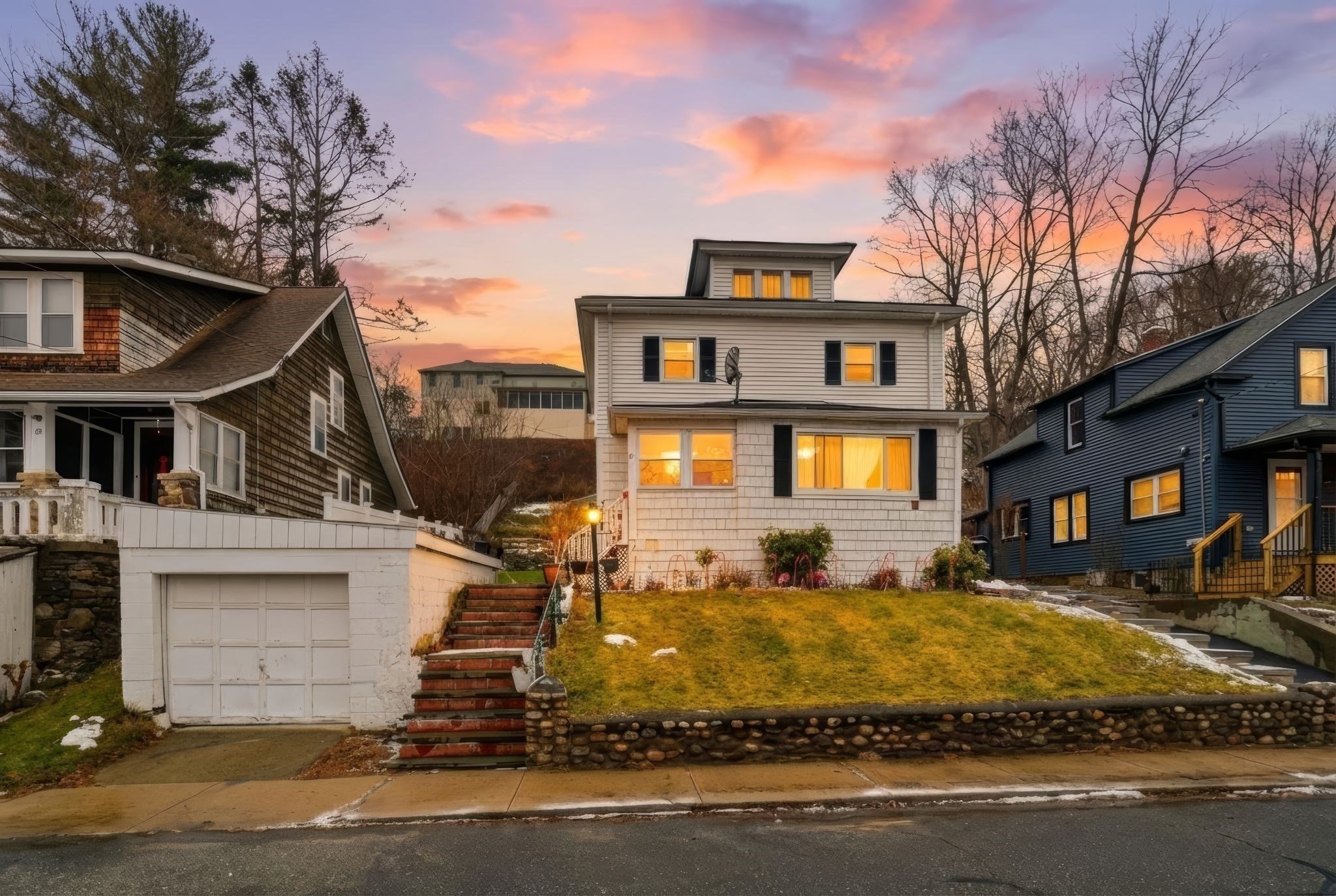 21 Francis Ave, Holyoke, MA 01040 - Image 1