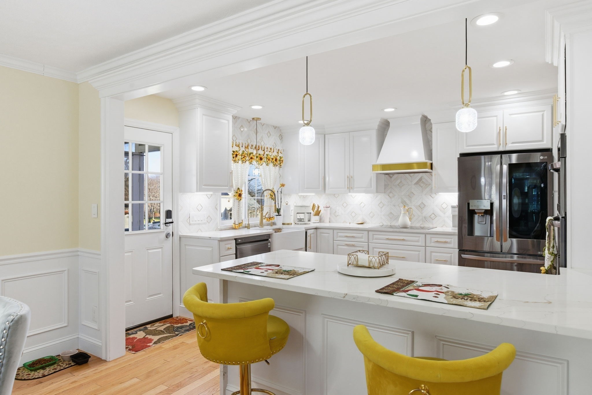 17 Cunniff Ave, Milford, MA 01757 - Image 1