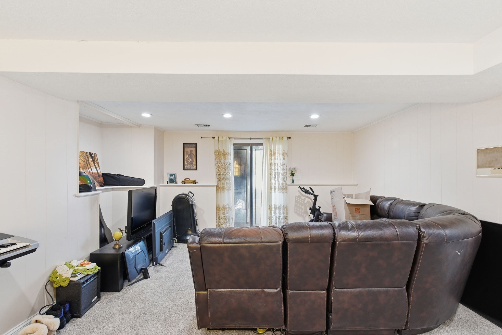 17 Cunniff Ave, Milford, MA 01757 - Image 37