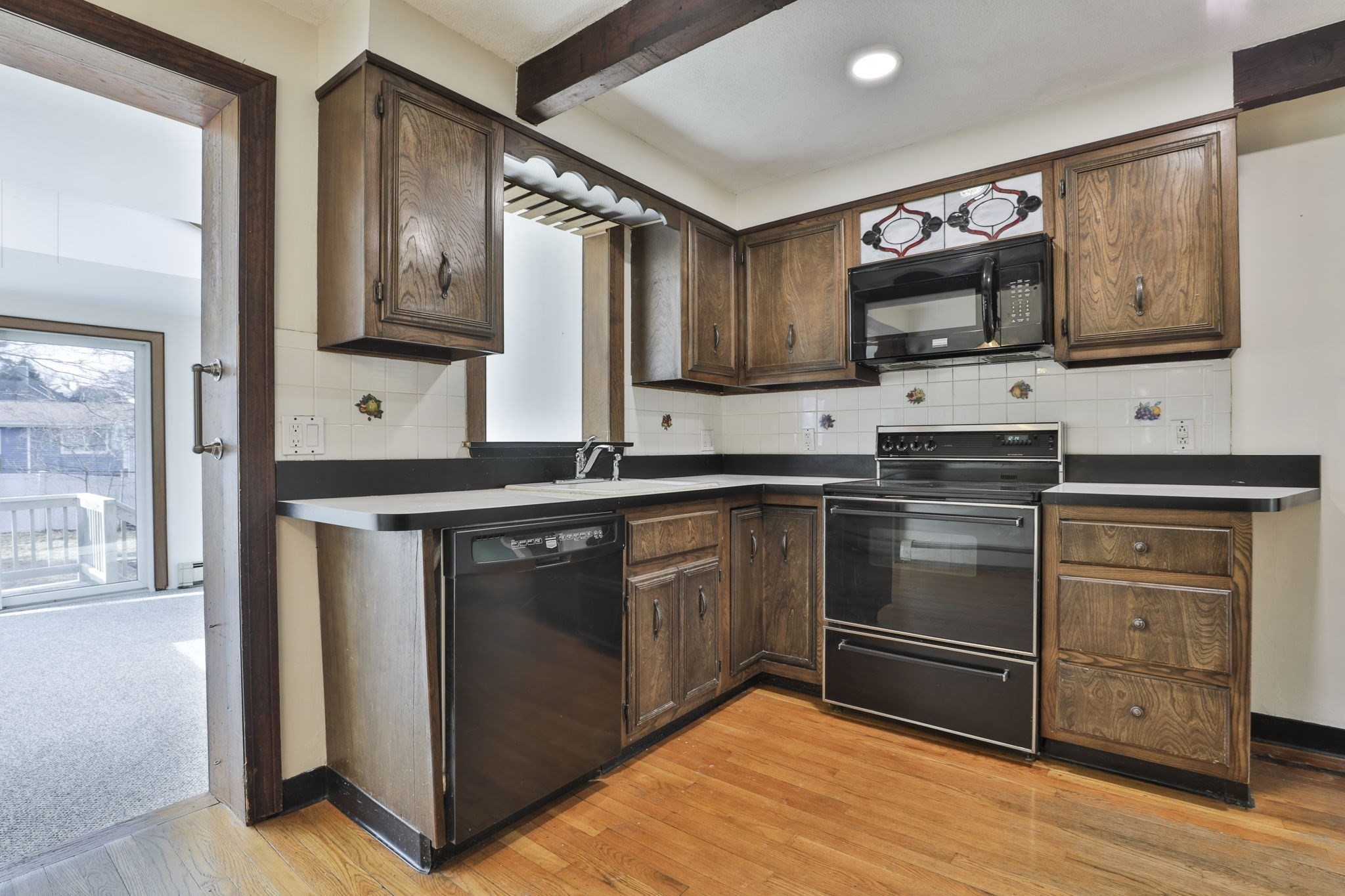 3 Veterans Ln, Stoneham, MA 02180 - Image 6