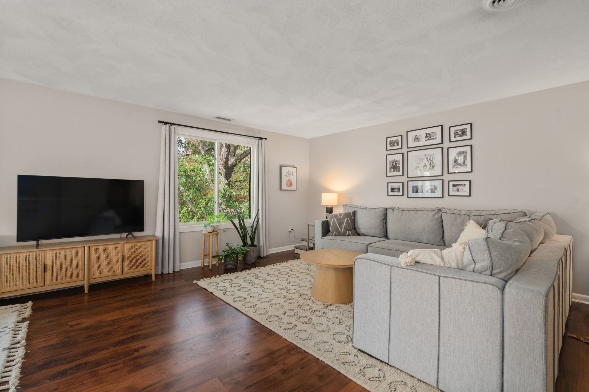 22 Concord Greene Unit 2, Concord, MA 01742 - Image 9