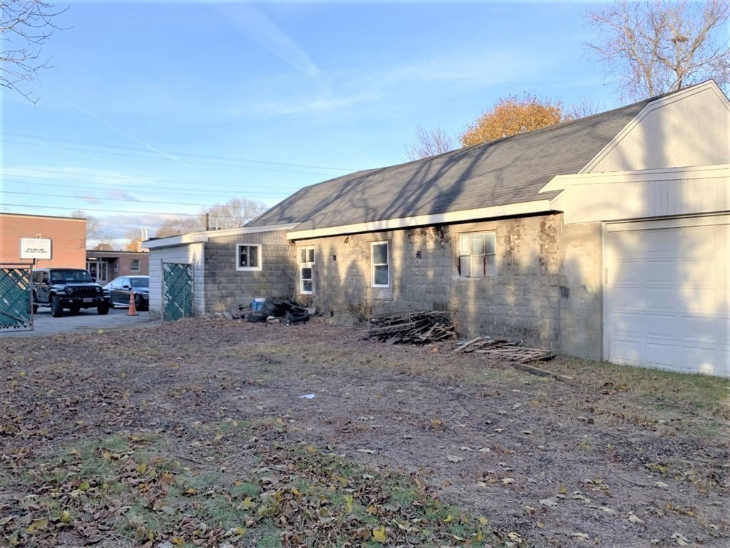 99 Spring St, Fairhaven, MA 02719 - Image 17