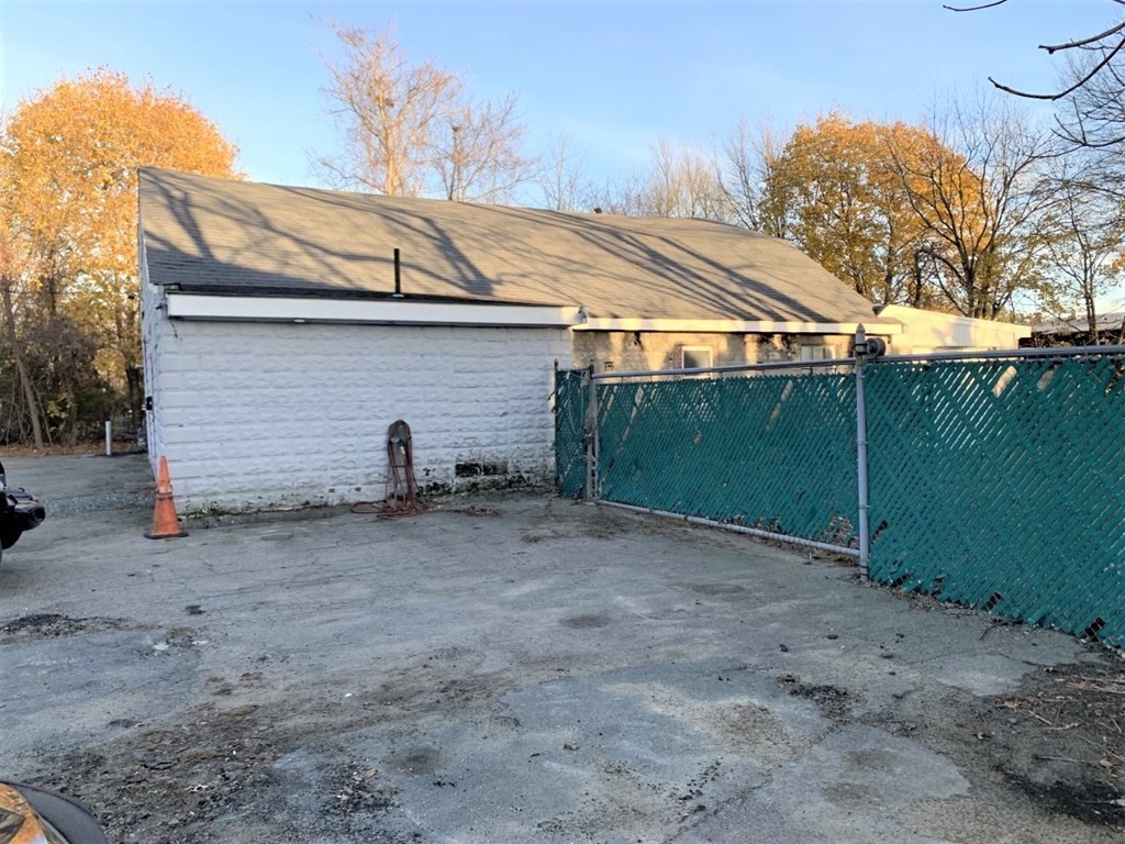 99 Spring St, Fairhaven, MA 02719 - Image 21