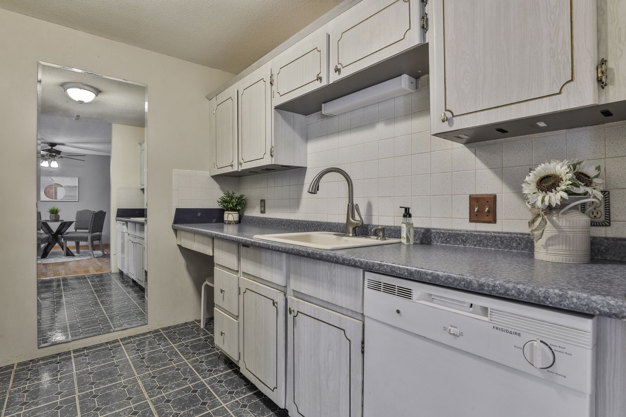 2 Greenbriar Dr Unit 308, North Reading, MA 01864 - Image 10