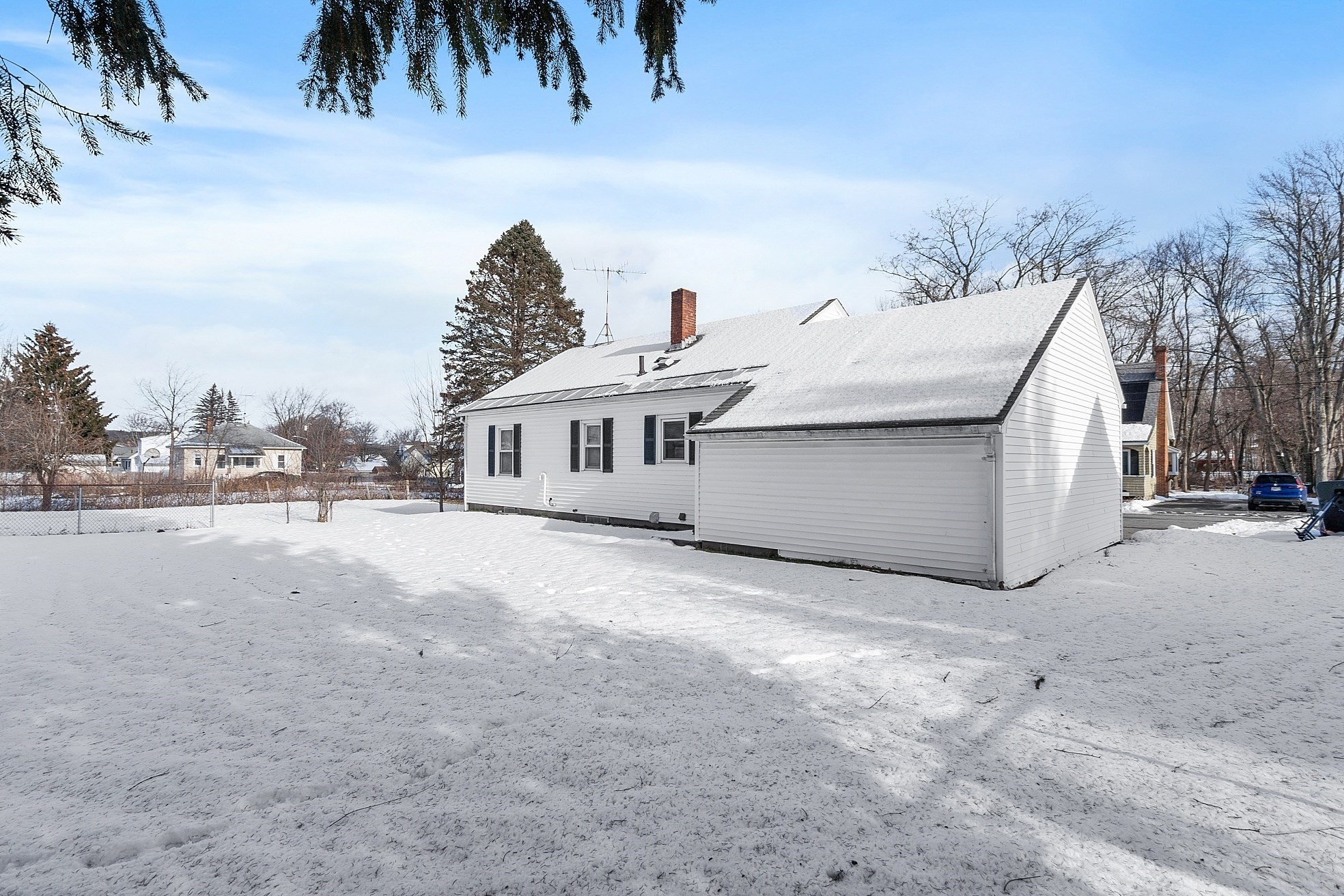 71 Hurd St, Fitchburg, MA 01420 - Image 3