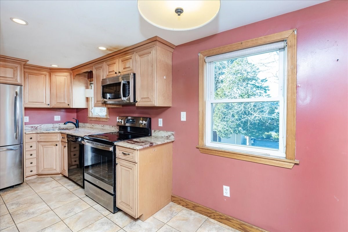 251 Green St, Weymouth, MA 02191 - Image 13