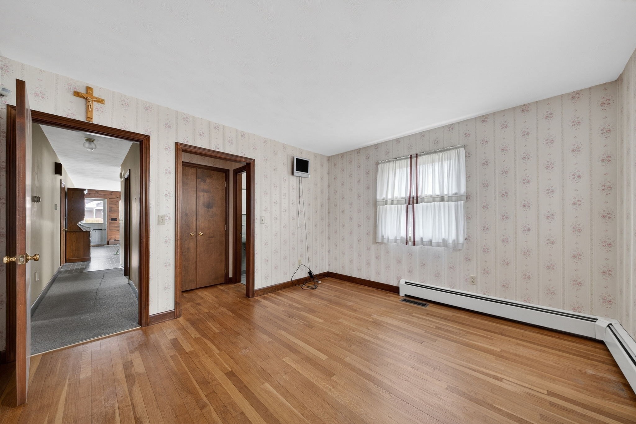 1026 Shelburne Street, New Bedford, MA 02745 - Image 20