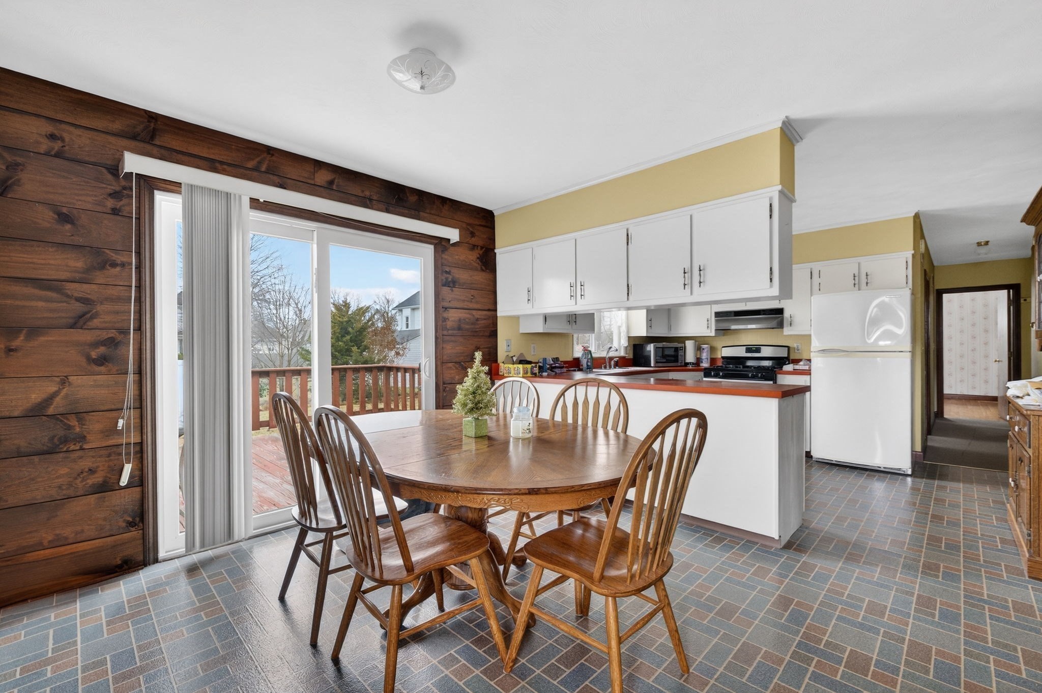 1026 Shelburne Street, New Bedford, MA 02745 - Image 7