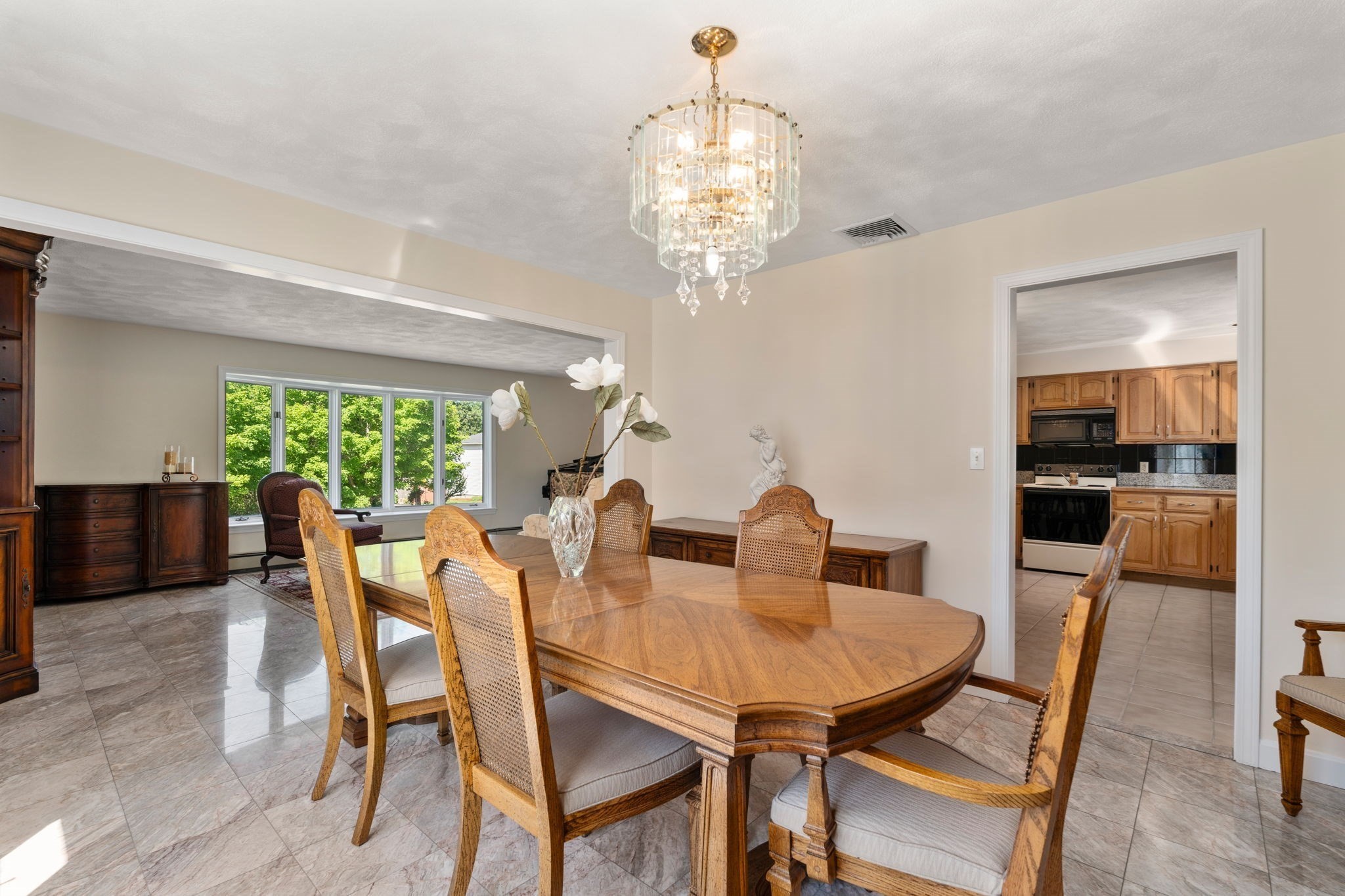 6 Gavin Cir, Stoneham, MA 02180 - Image 9