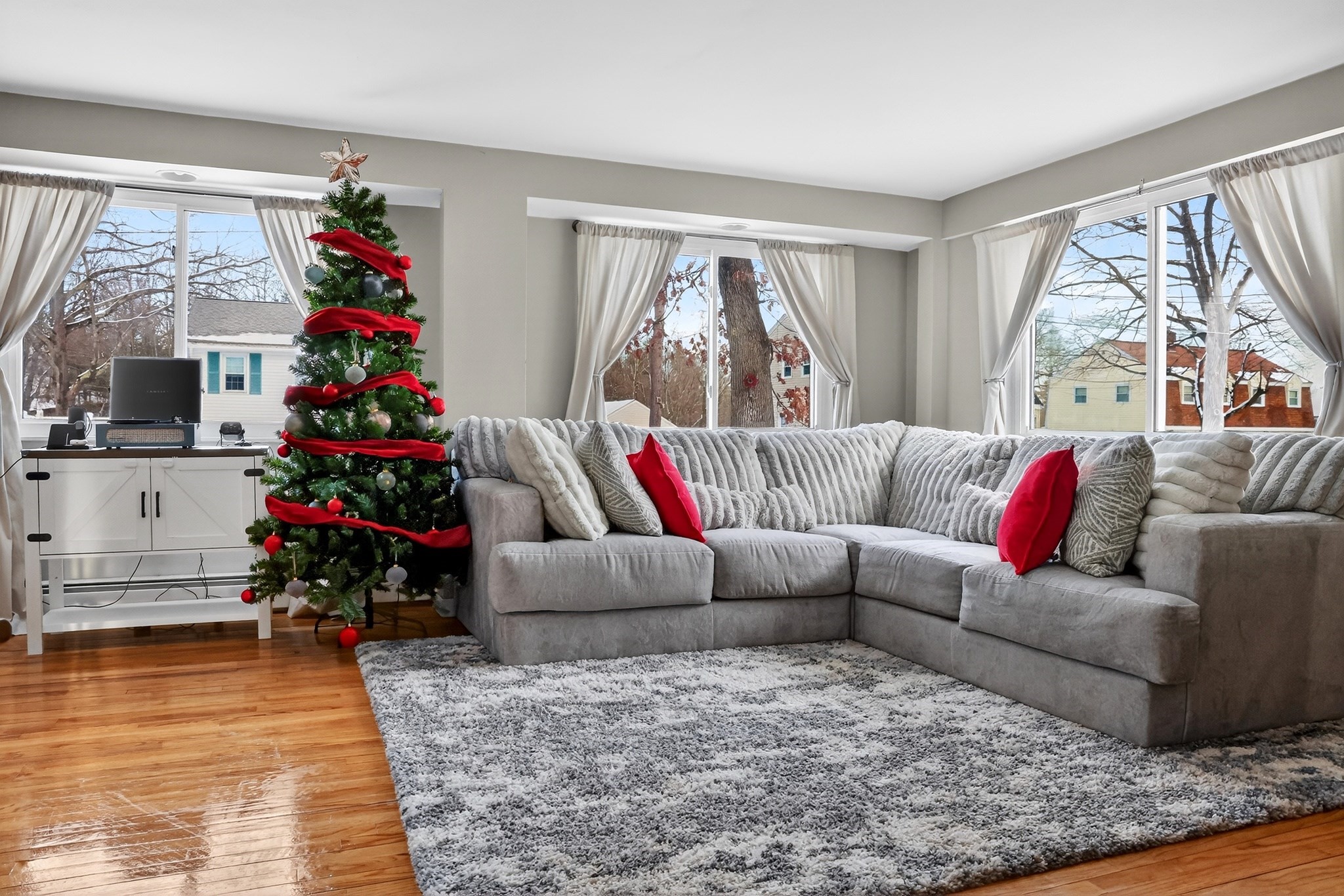 27 Beech St, Tyngsborough, MA 01879 - Image 8