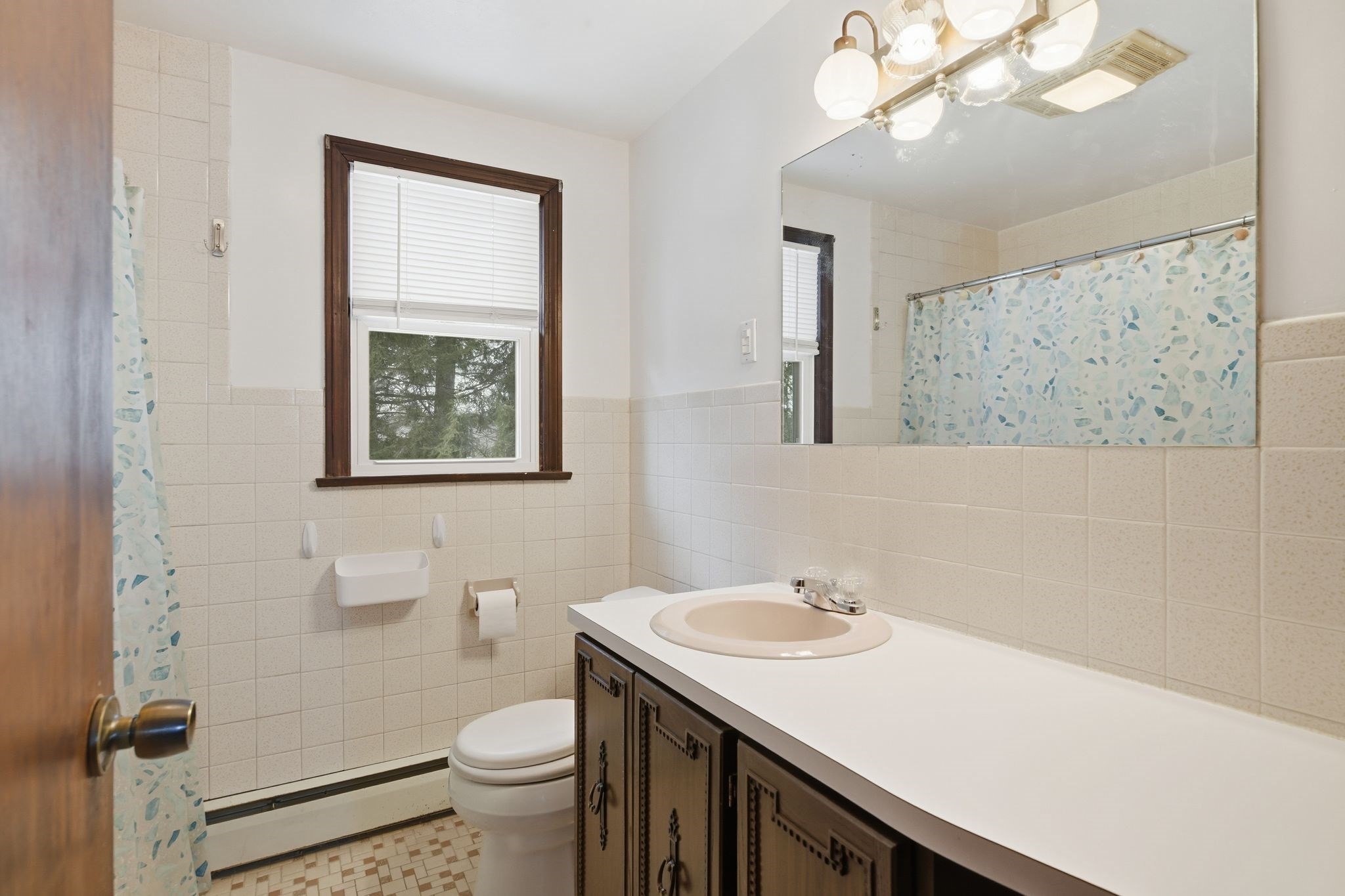 144 Almon Ave, West Springfield, MA 01089 - Image 17