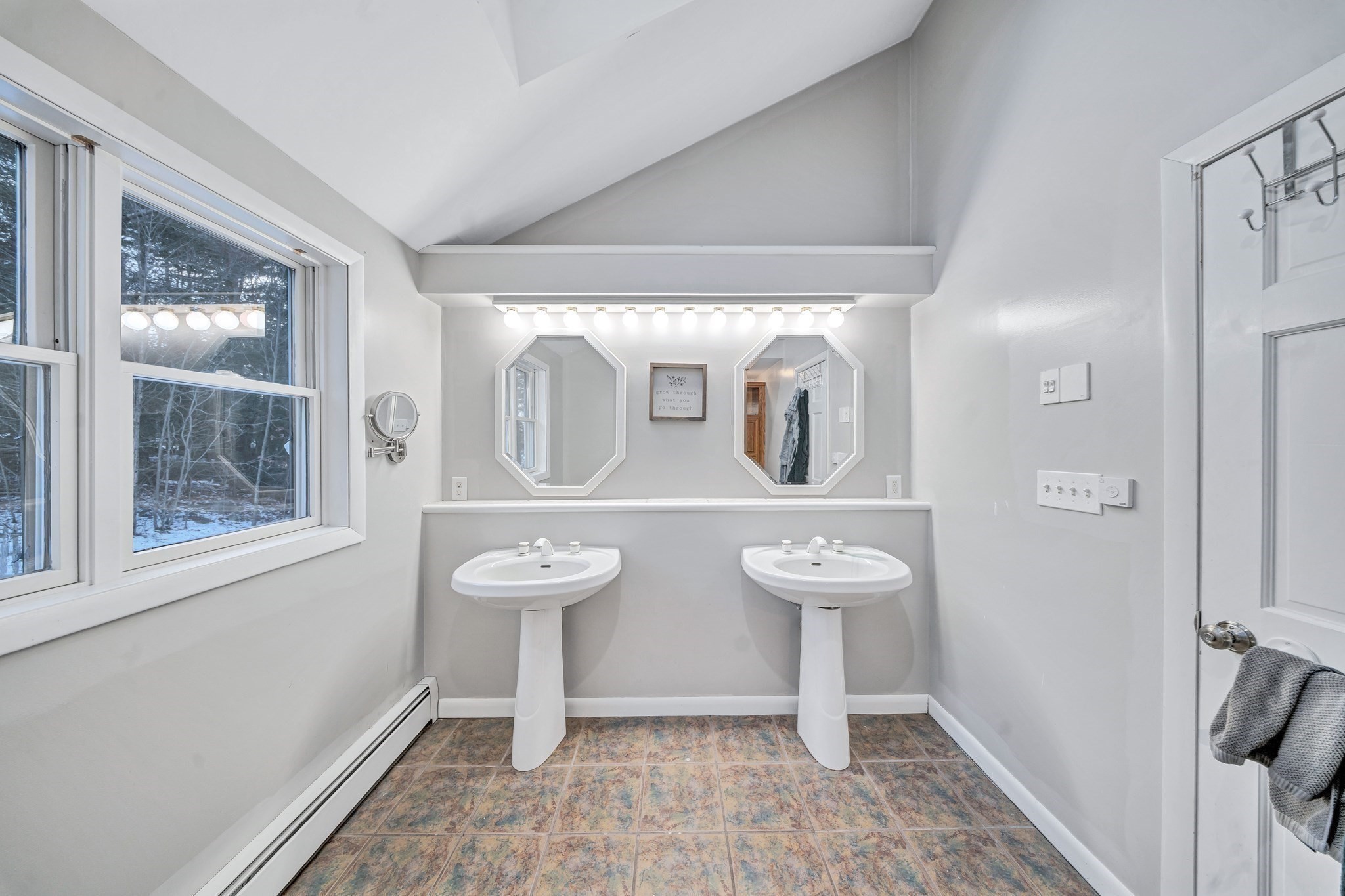 13 Dolge Ct, Oxford, MA 01540 - Image 28