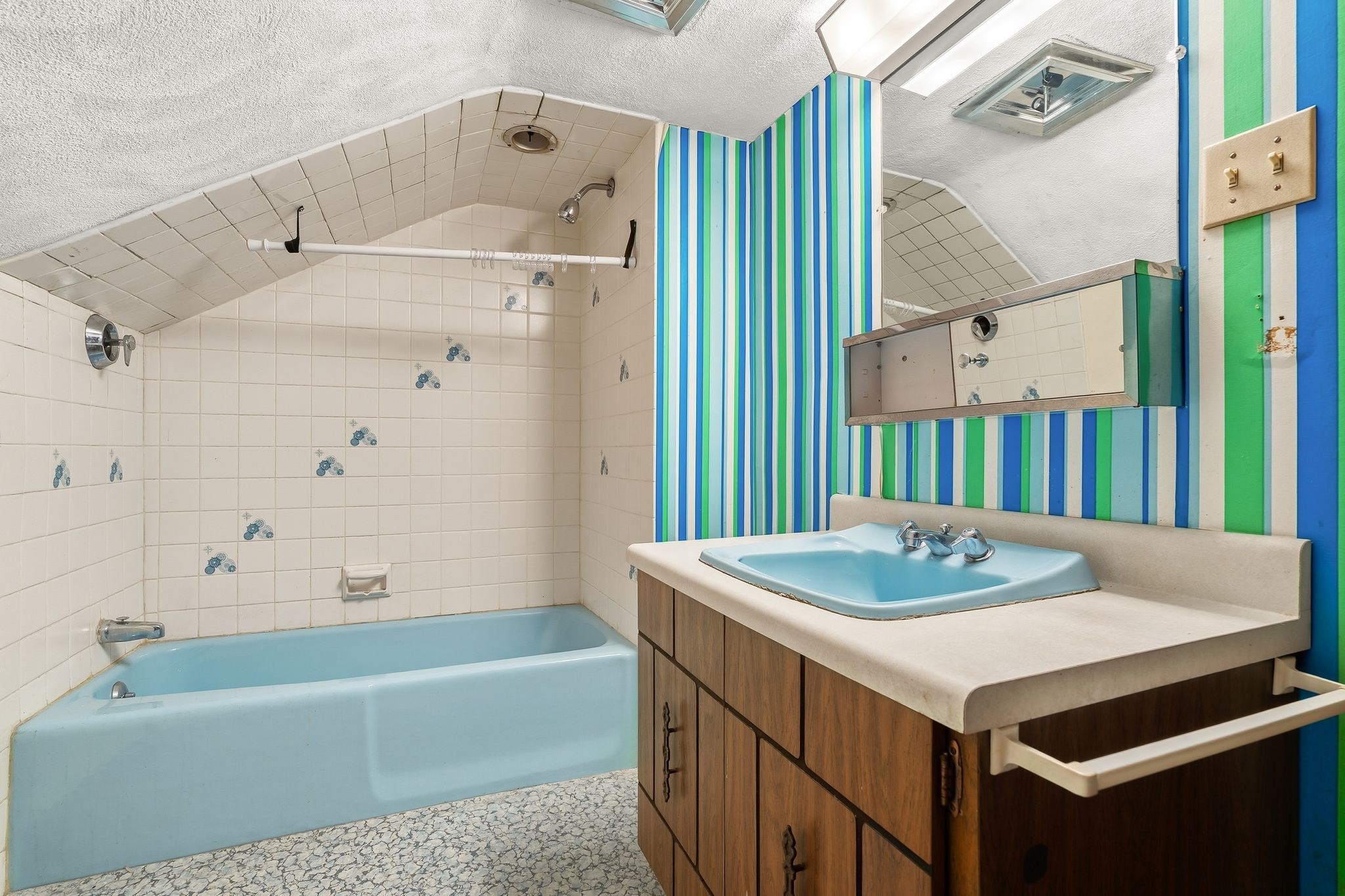 253 W Squantum St., Quincy, MA 02171 - Image 31