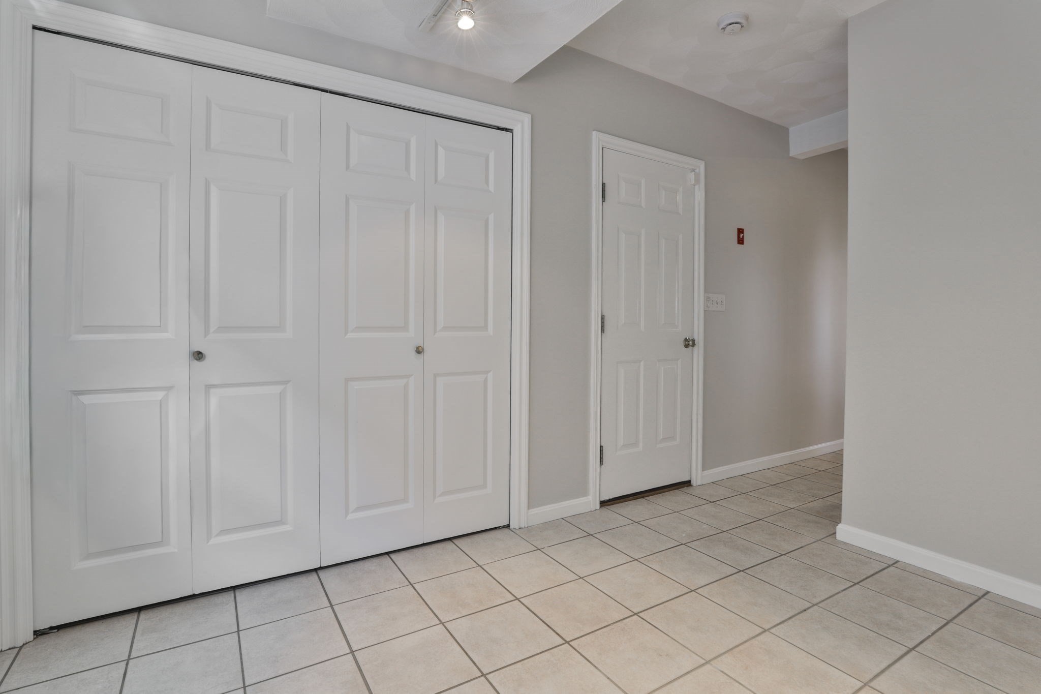 34 Groveland Commons Way Unit 34, Groveland, MA 01834 - Image 7