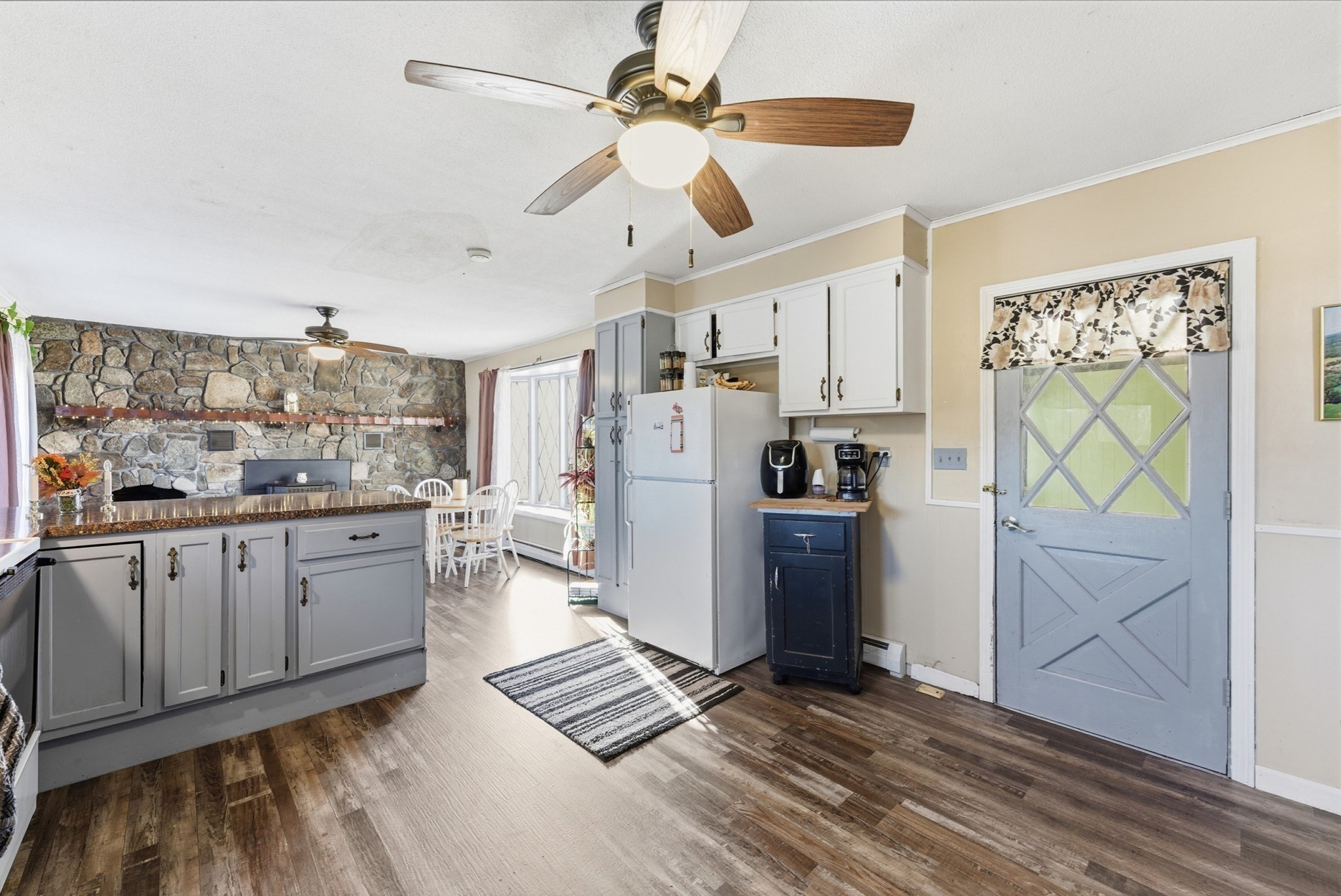 521 North Liberty Street, Belchertown, MA 01007 - Image 11