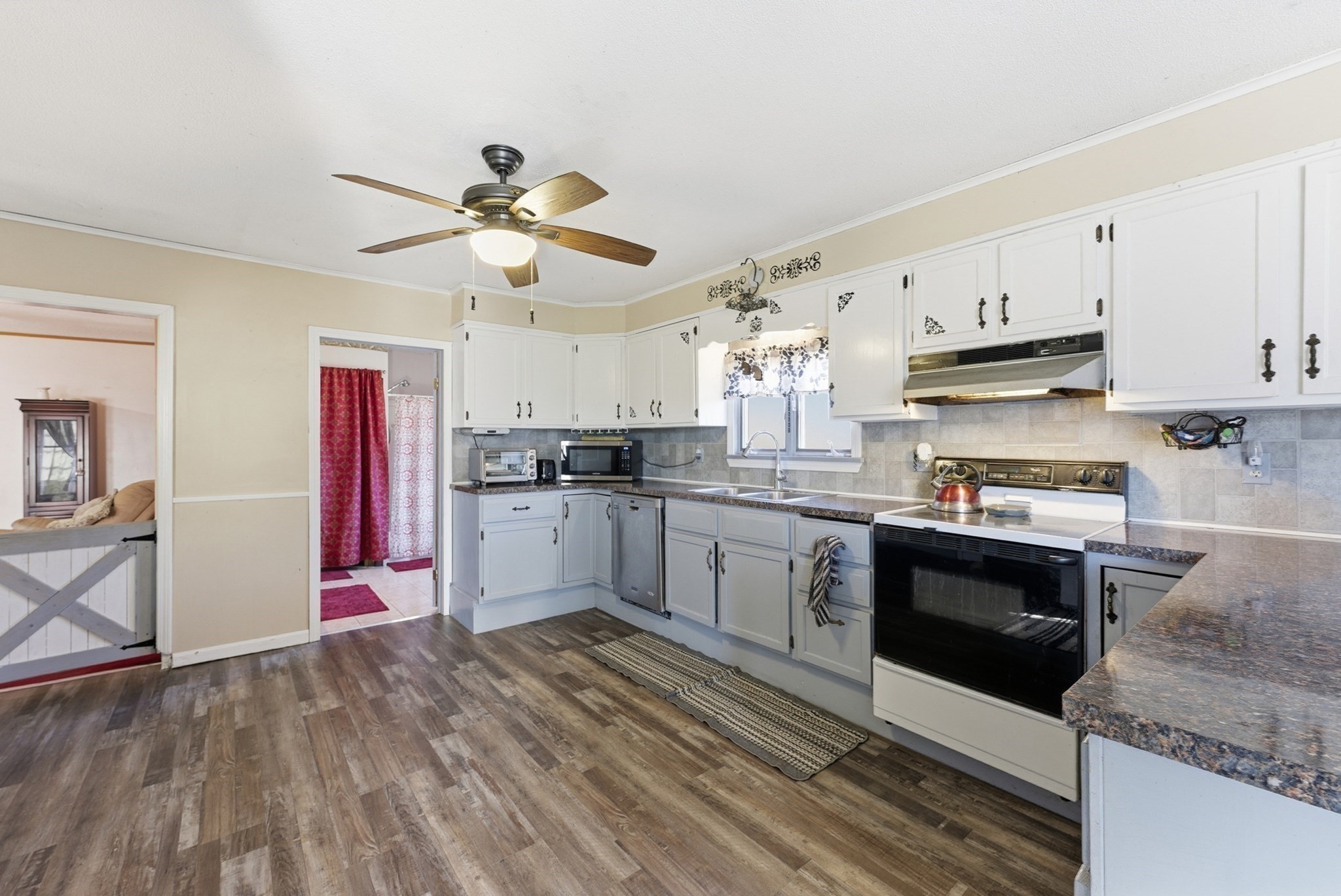 521 North Liberty Street, Belchertown, MA 01007 - Image 7