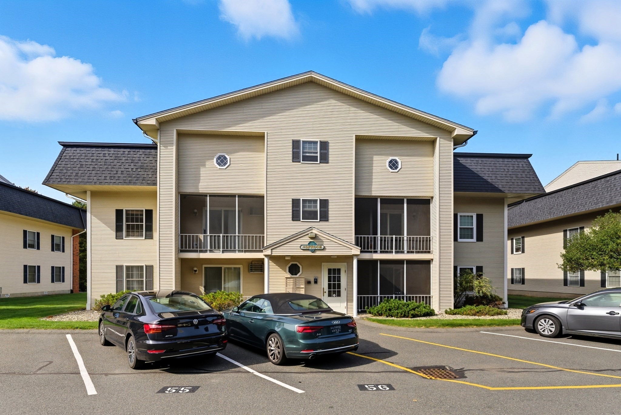 41 West Summit Street Unit 55, South Hadley, MA 01075