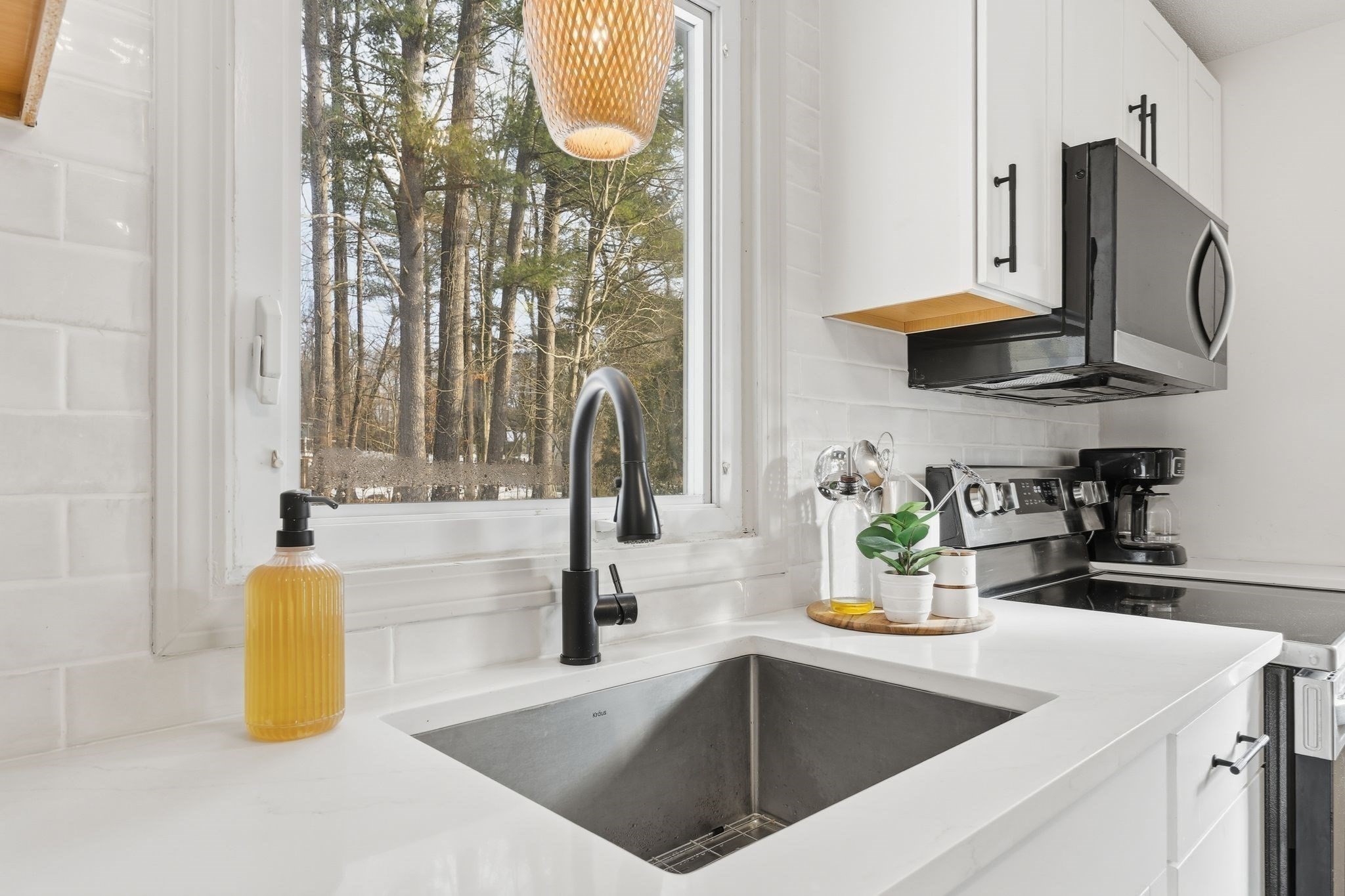 183 Ventura, Ludlow, MA 01056 - Image 17