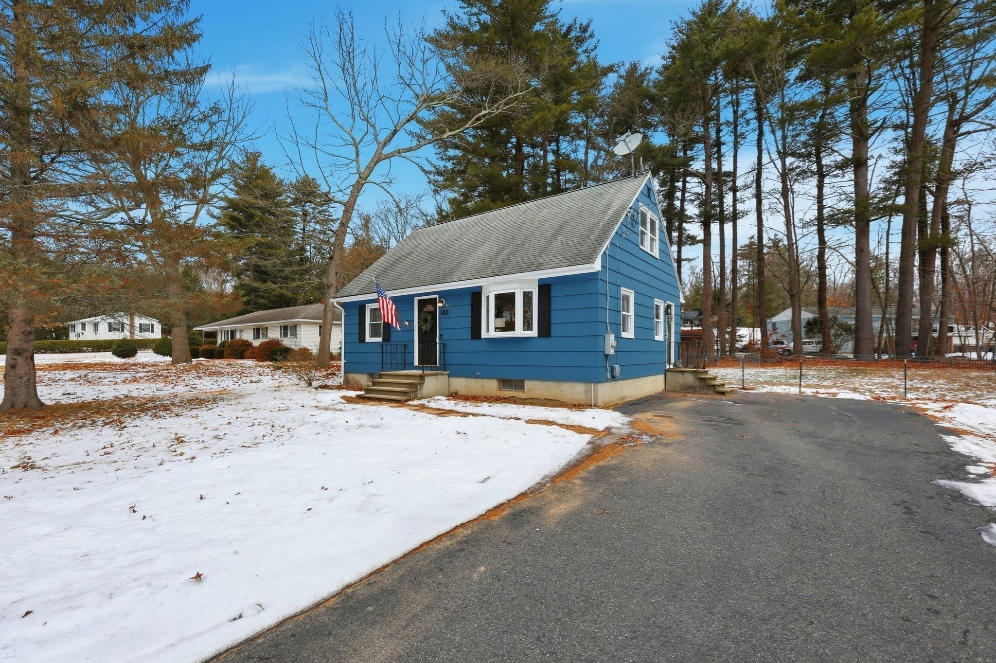 183 Ventura, Ludlow, MA 01056 - Image 37