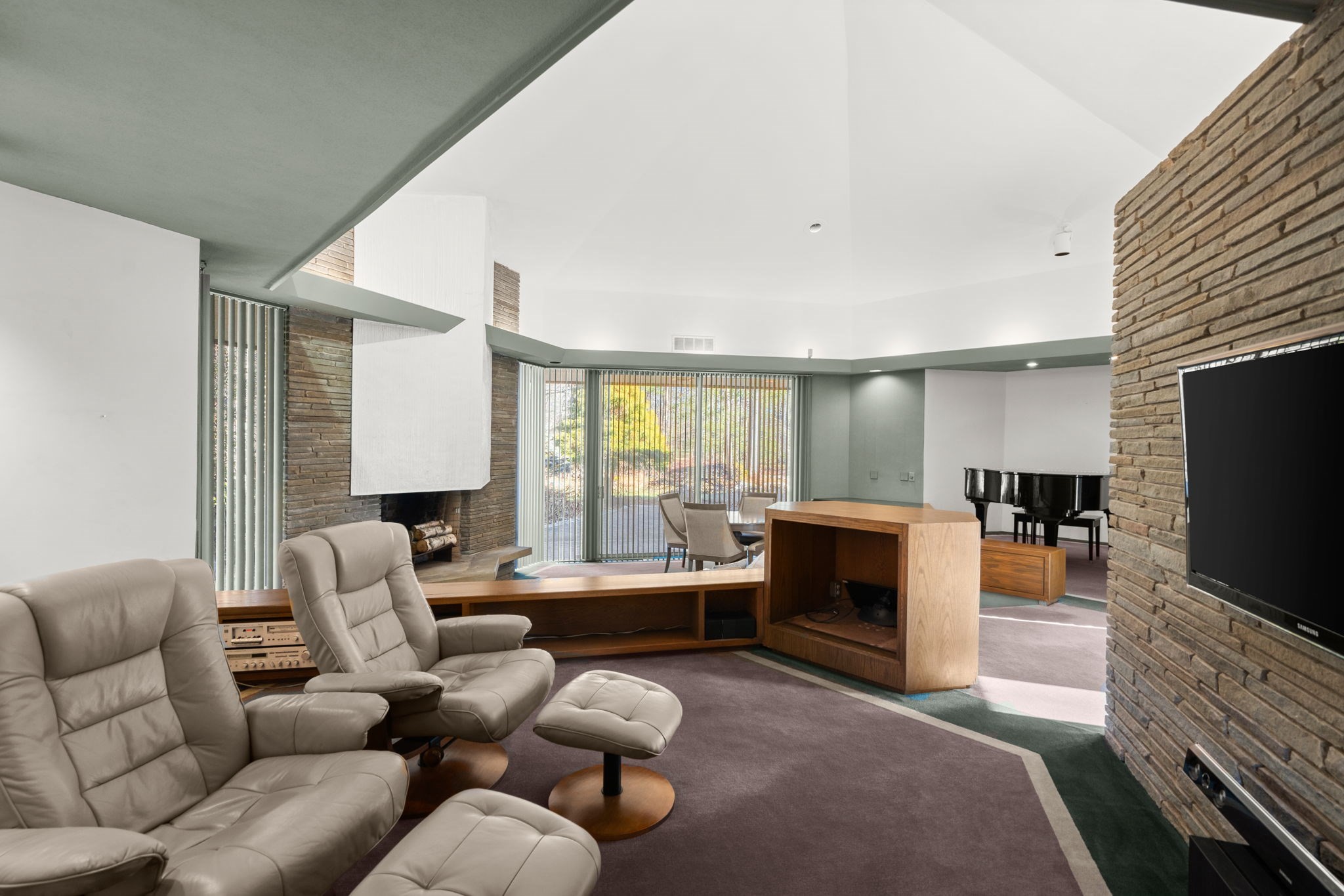 64 Oak Hill Rd, Worcester, MA 01609 - Image 21