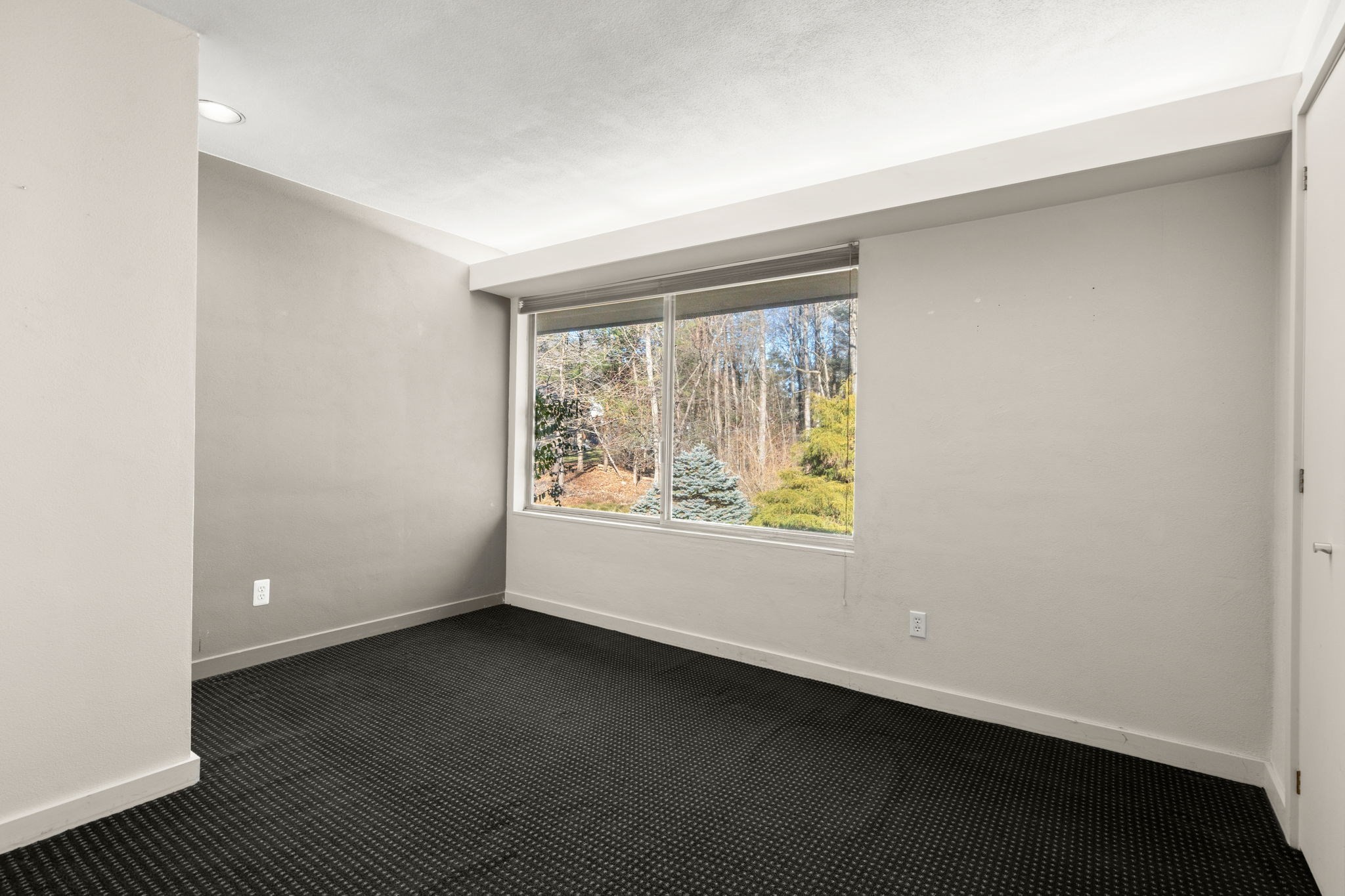 64 Oak Hill Rd, Worcester, MA 01609 - Image 28