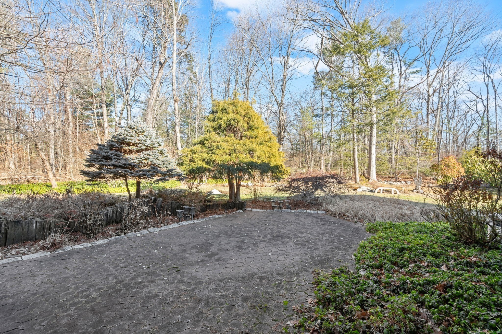 64 Oak Hill Rd, Worcester, MA 01609 - Image 6