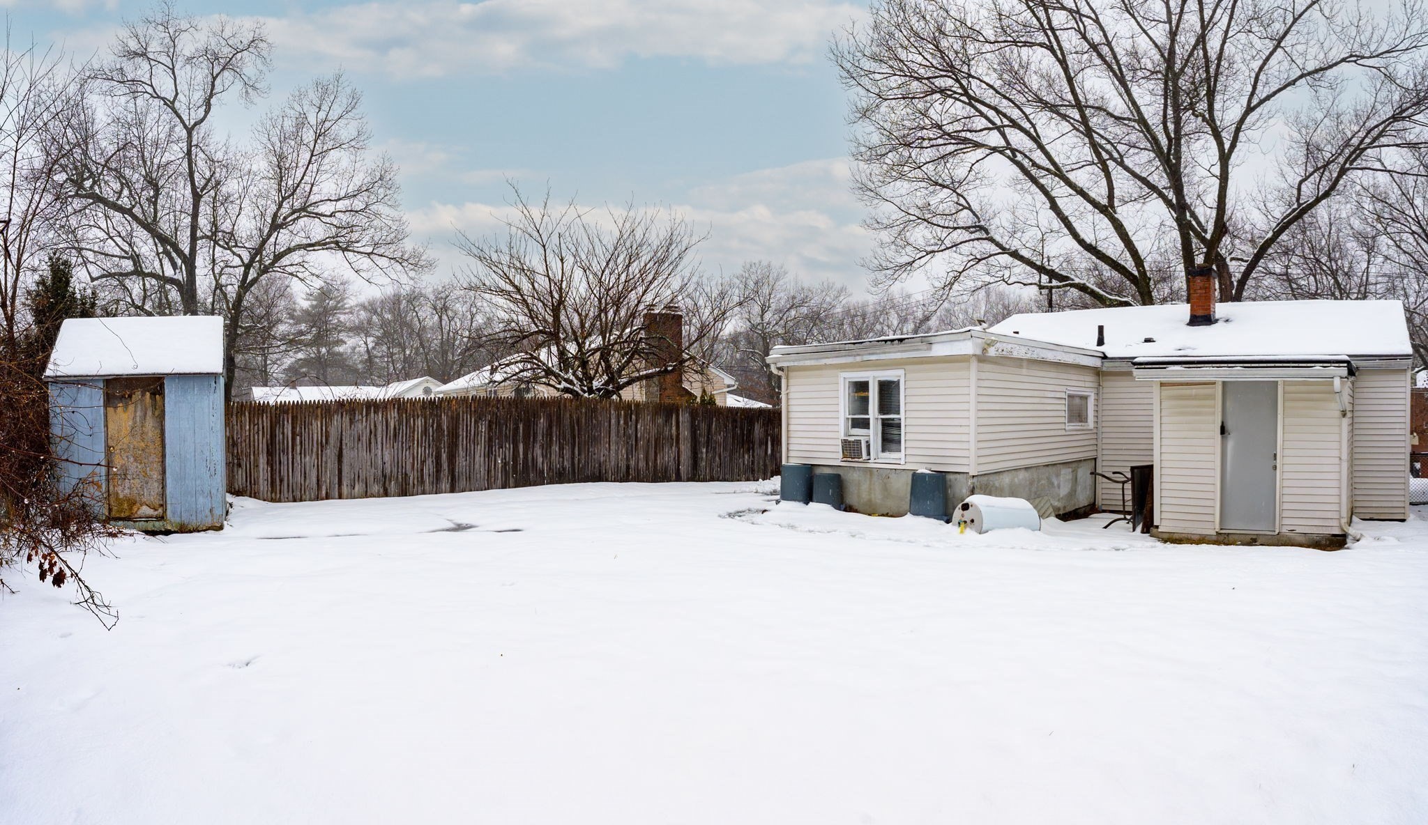 63 Lawton St, Springfield, MA 01109 - Image 31