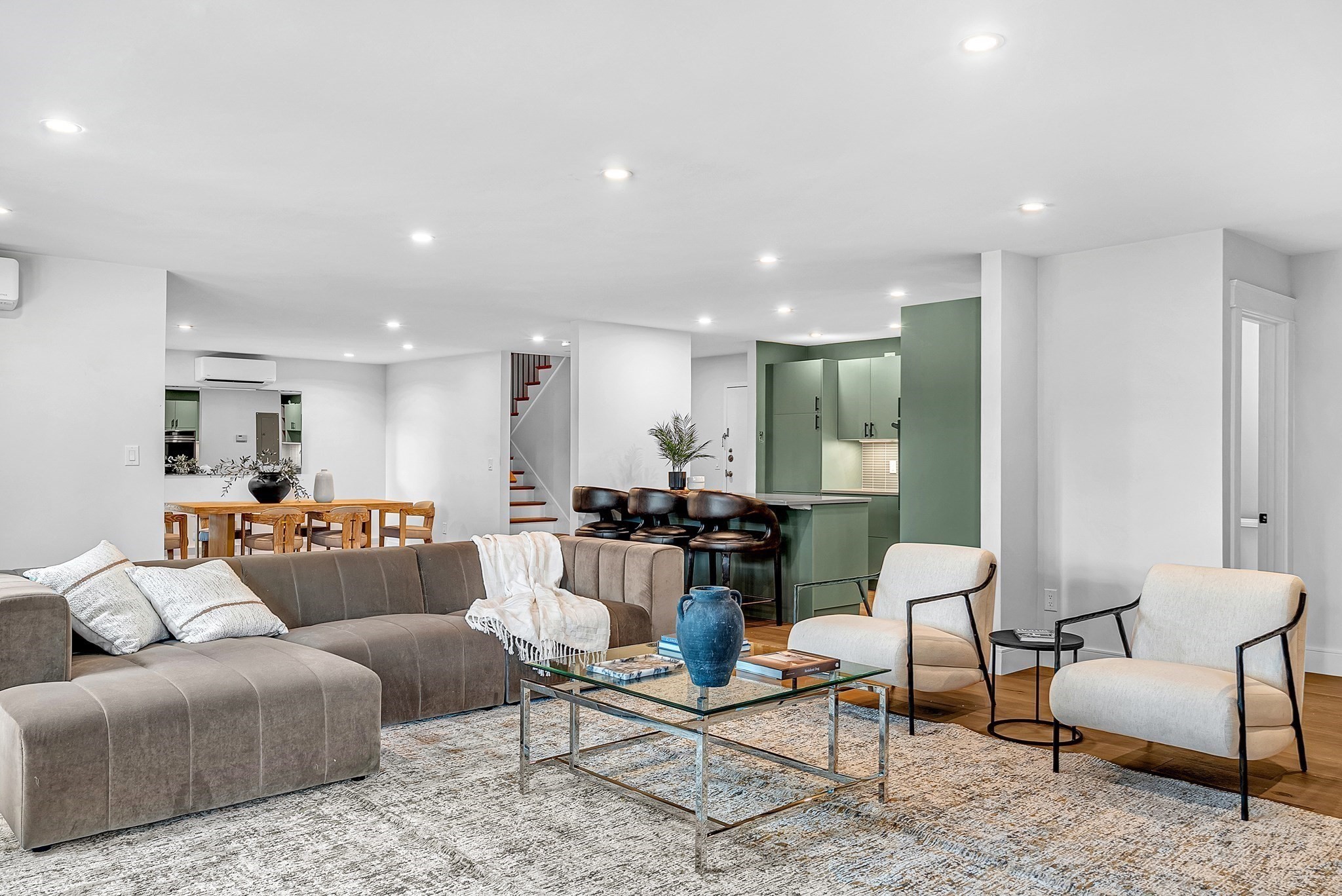 935 Washington St Unit 8, Newton, MA 02460 - Image 3