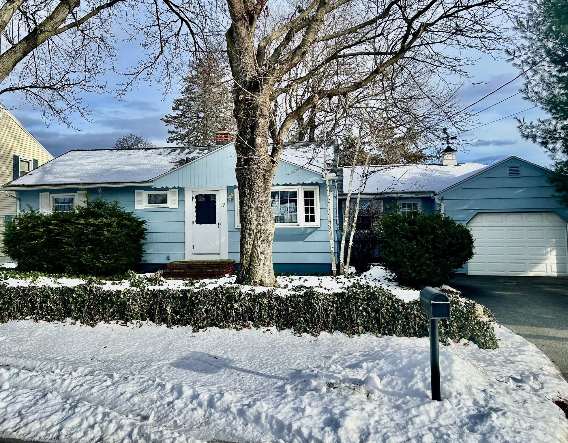 17 Randall Street, Chicopee, MA 01013 - Image 1