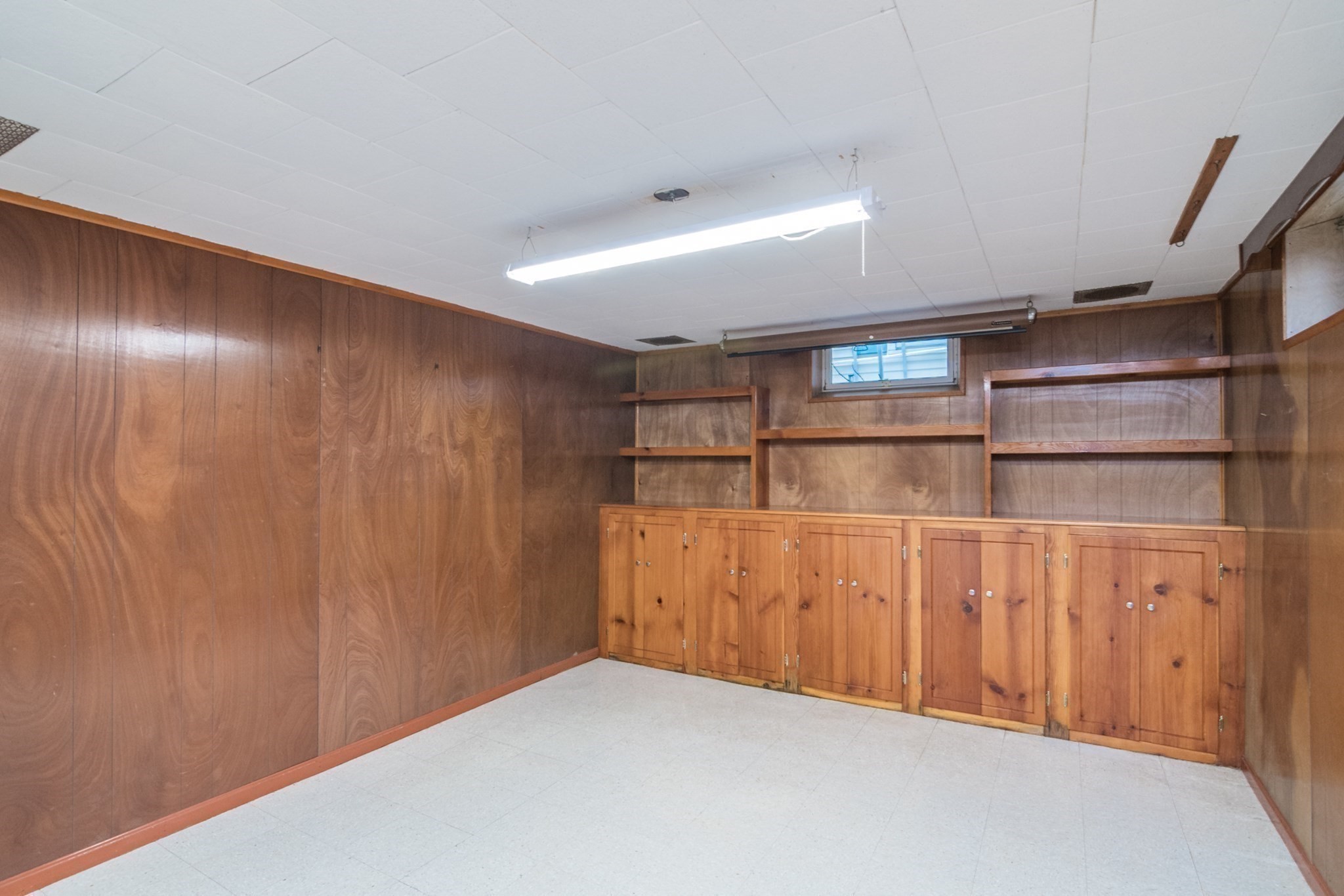 17 Randall Street, Chicopee, MA 01013 - Image 24