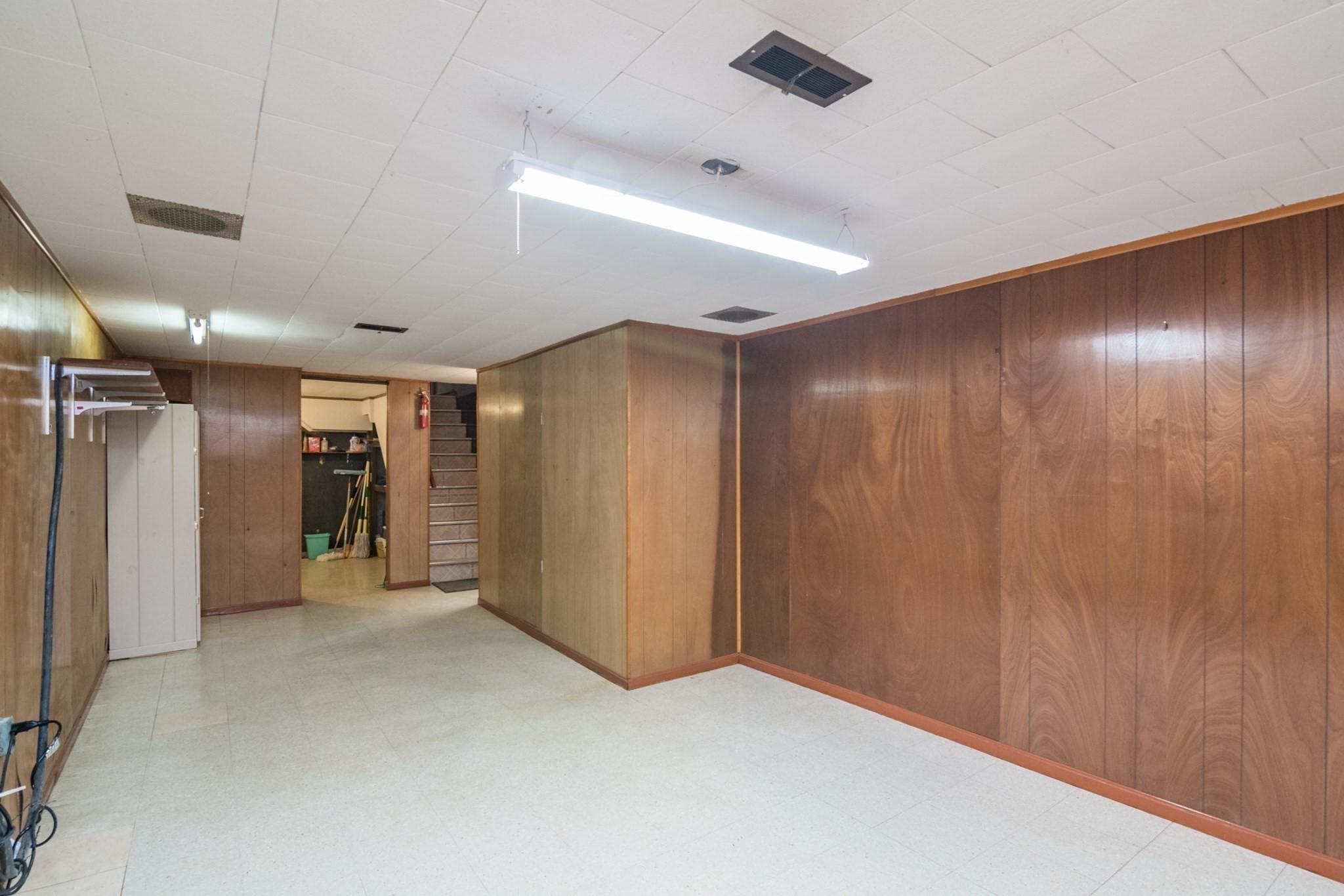 17 Randall Street, Chicopee, MA 01013 - Image 25