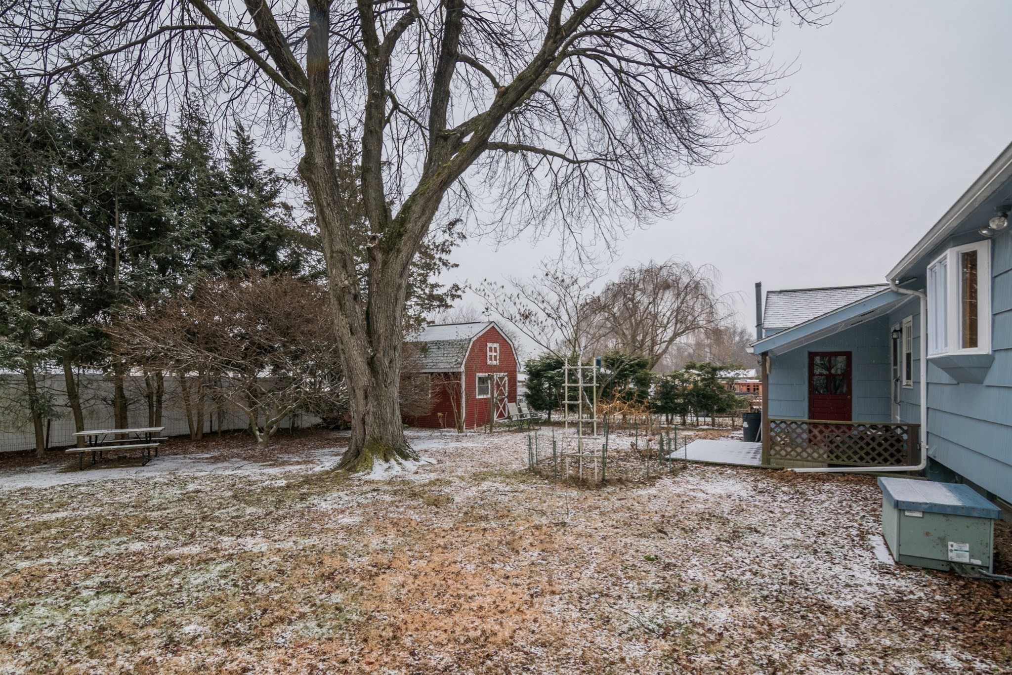 17 Randall Street, Chicopee, MA 01013 - Image 28