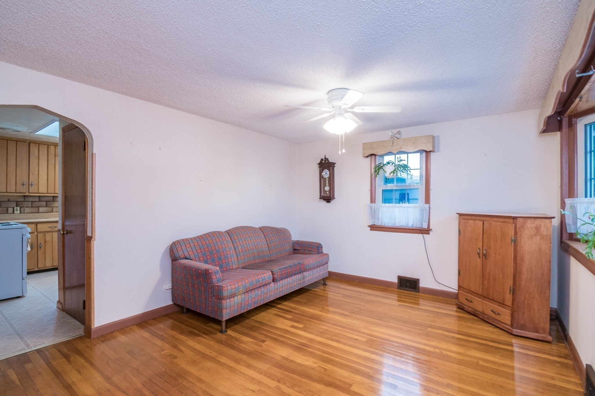 17 Randall Street, Chicopee, MA 01013 - Image 10