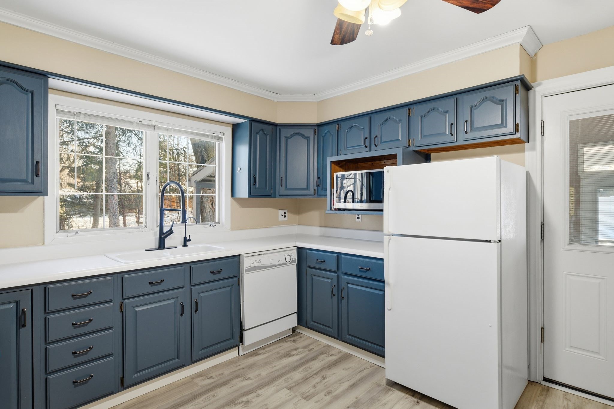 355 New Ludlow Rd, Chicopee, MA 01020 - Image 12