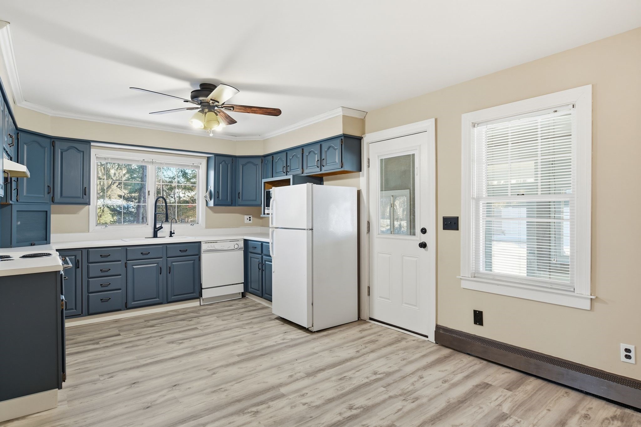 355 New Ludlow Rd, Chicopee, MA 01020 - Image 8