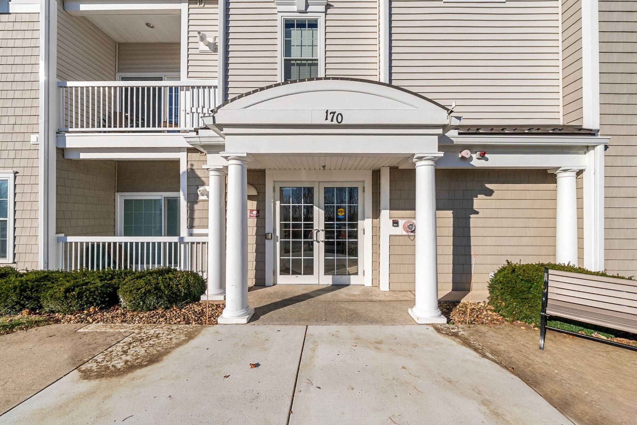 170 Clocktower Drive Unit 104, Waltham, MA 02452 - Image 1