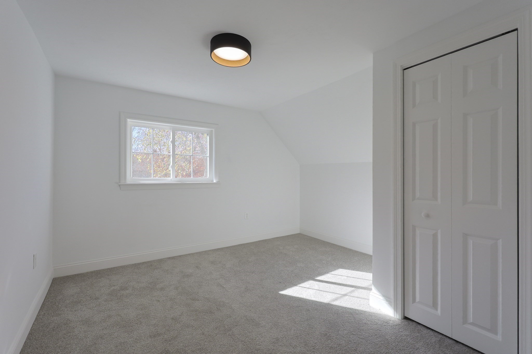 21 Irving St, Bellingham, MA 02019 - Image 24