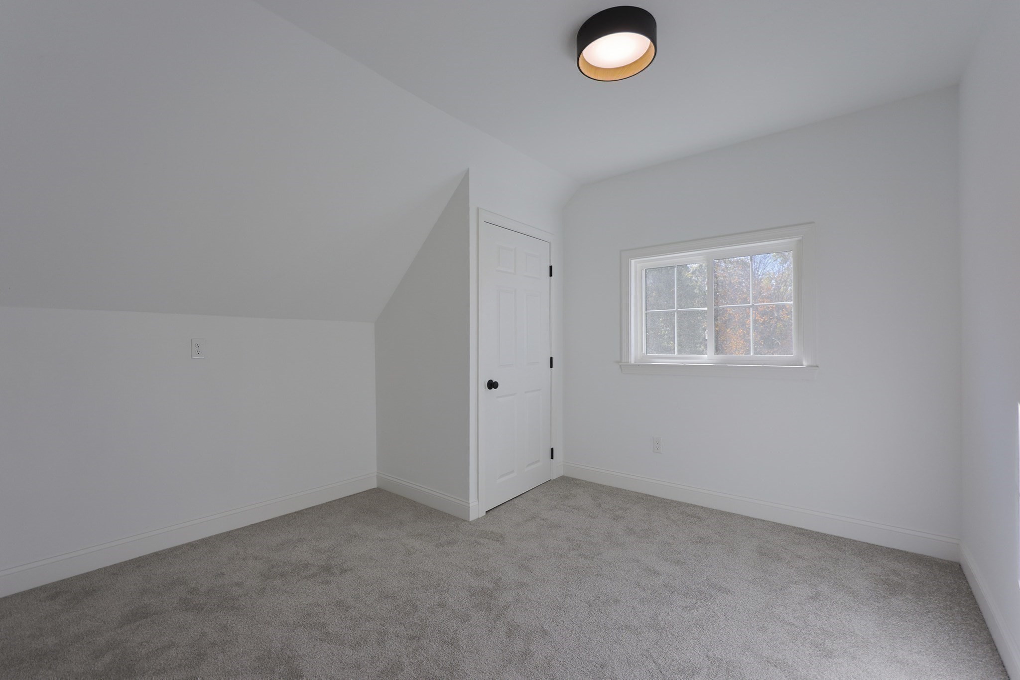 21 Irving St, Bellingham, MA 02019 - Image 26