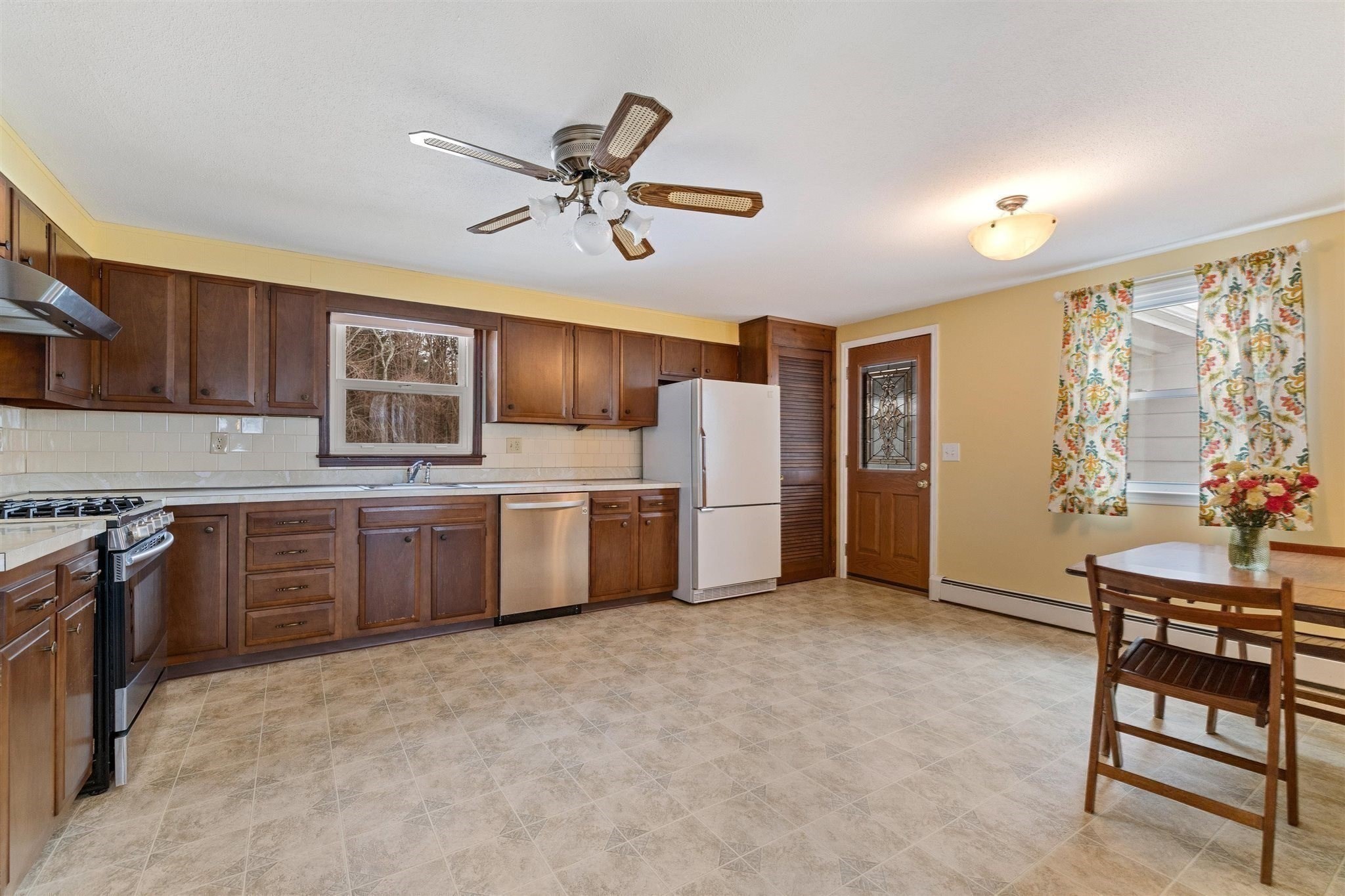 8 Cider Mill Rd, North Brookfield, MA 01535 - Image 6